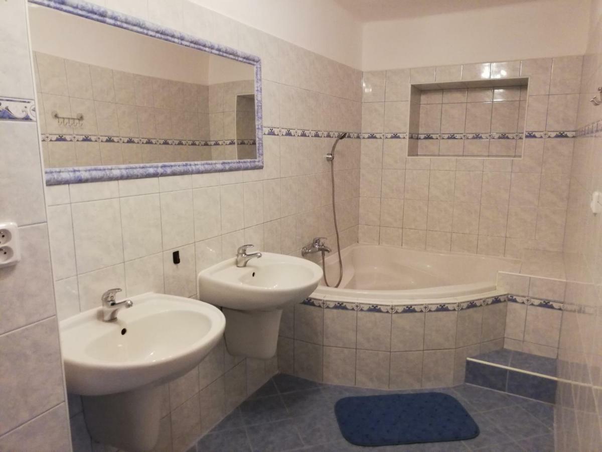 Chata Černá v Pošumaví Eksteriør bilde