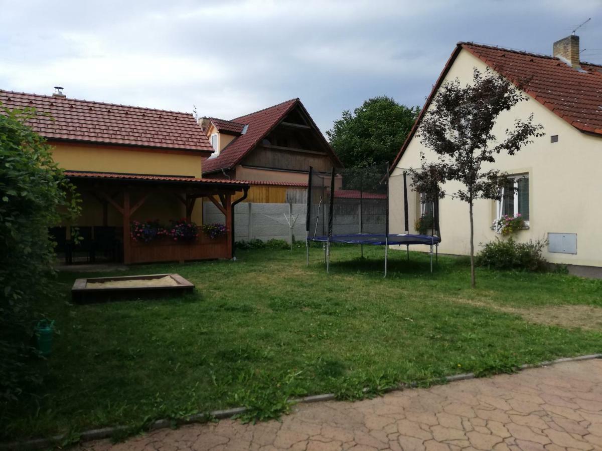 Chata Černá v Pošumaví Eksteriør bilde